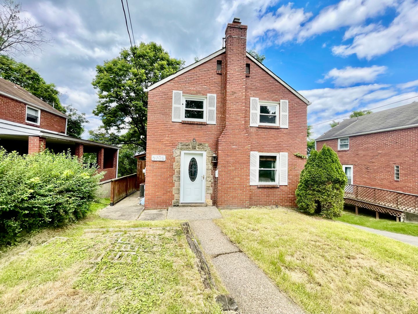 Pittsburgh House: 5705 Hilltop Avenue