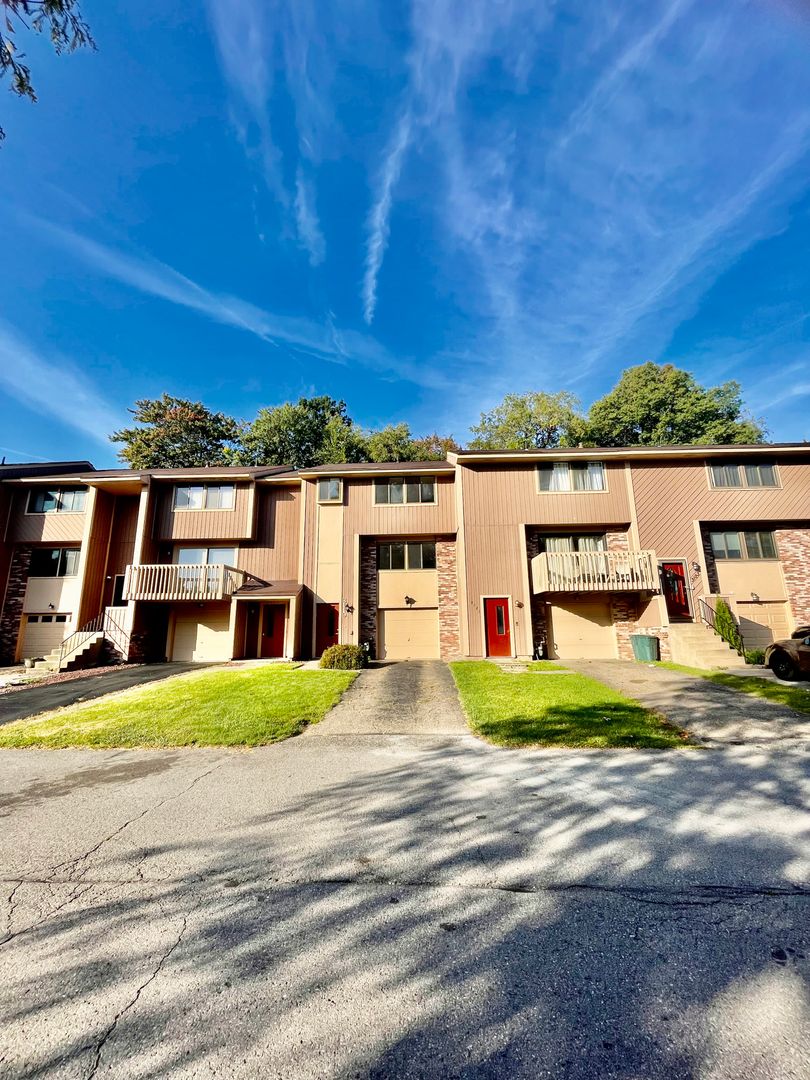 Bridgeville House: 3119 Laurel Ridge Circle