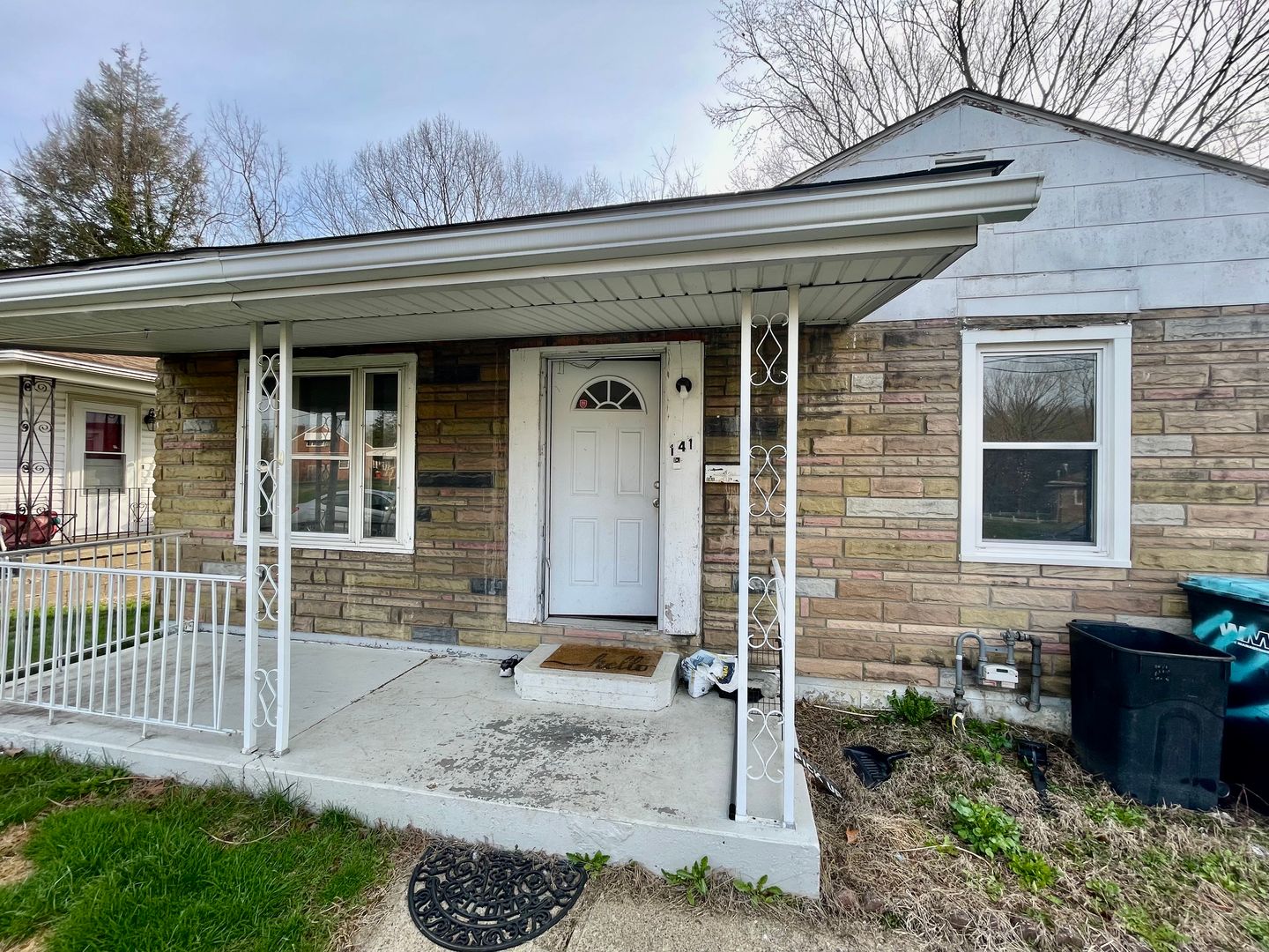 Aliquippa House: 141 Carroll Street