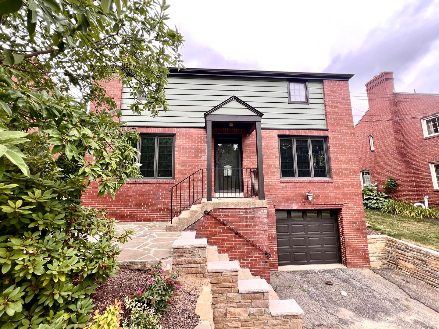 Pittsburgh House: 794 Chalmers Place