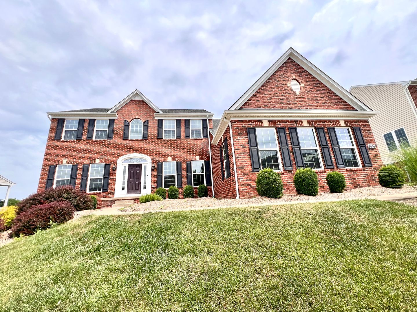 McDonald House: 3006 Farmview Drive