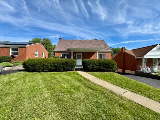 Spacious 4-Bedroom, 2-Bath Home with Classic Charm, Ample Parking & a Large Backyard! – photo 1