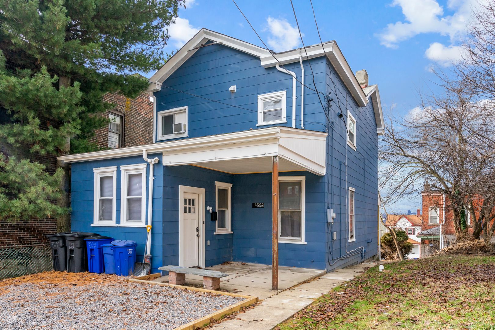 Pittsburgh Apartment: 3220 Juliet Street