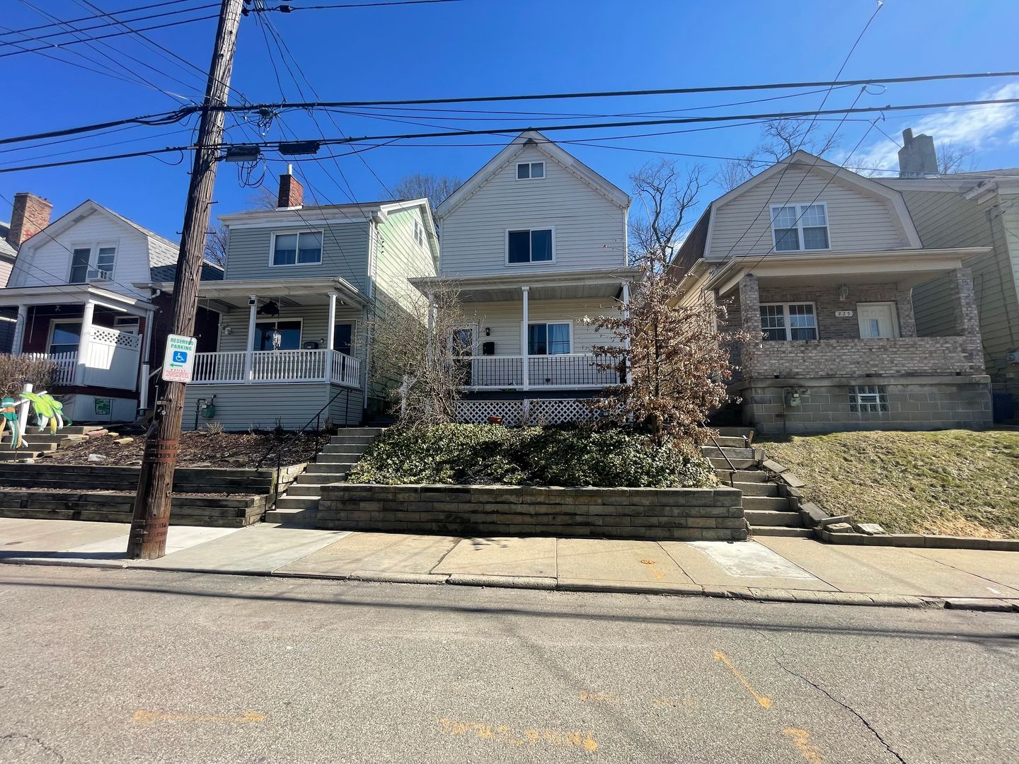 Duquesne Heights House: 223 Edith Street