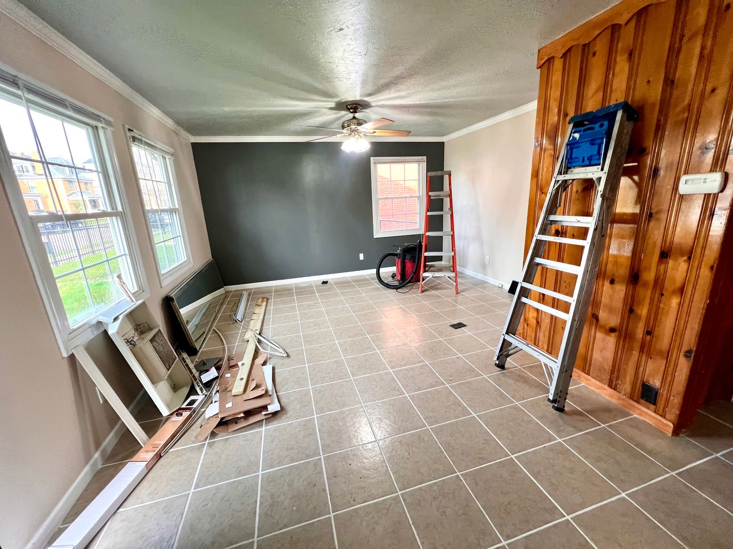 Coraopolis House: 829 6th Avenue