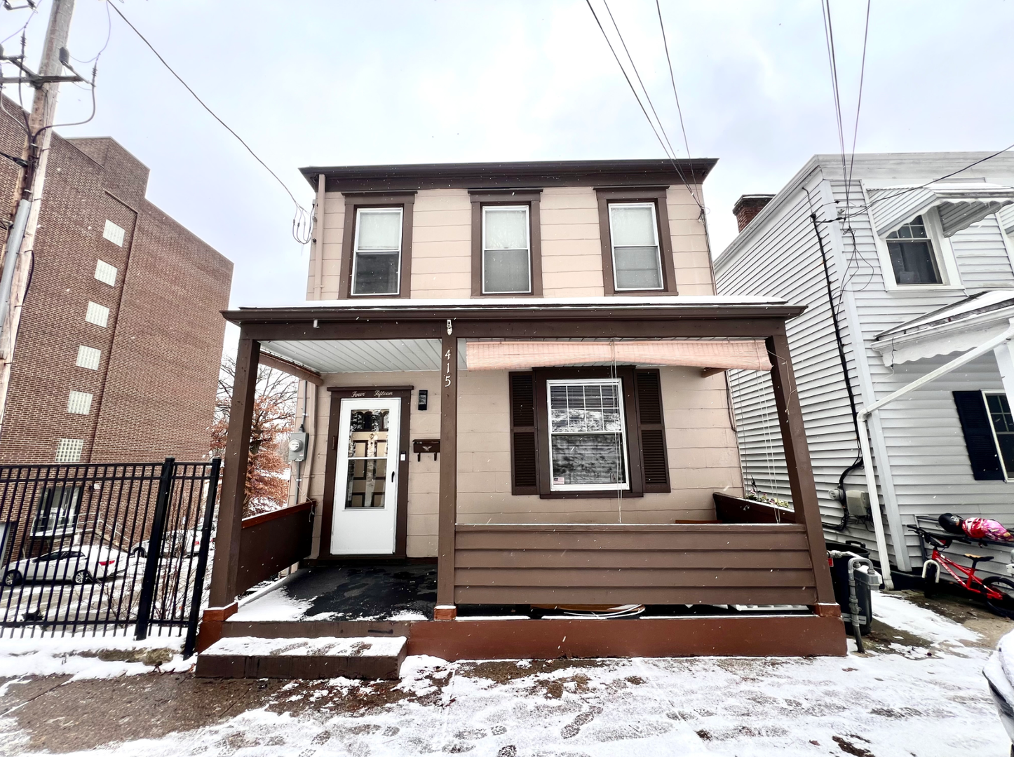 Leetsdale Apartment: 415 Beaver Street