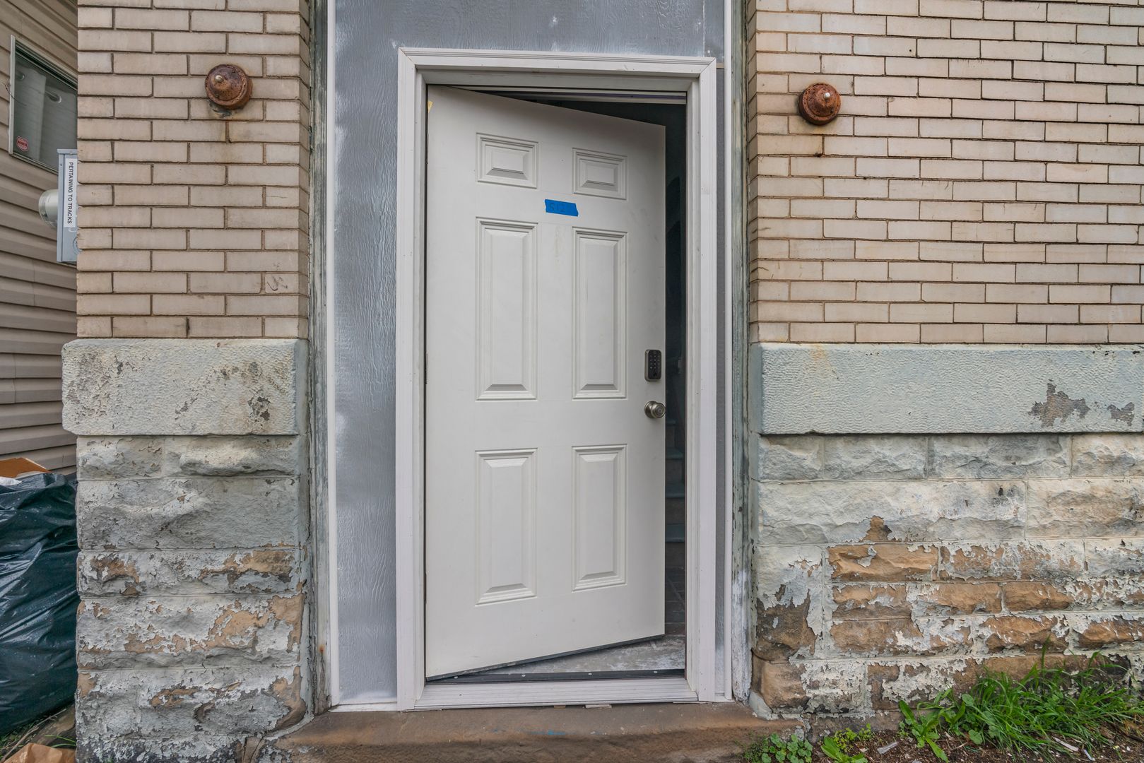 Pittsburgh Apartment: 512 S Millvale Avenue