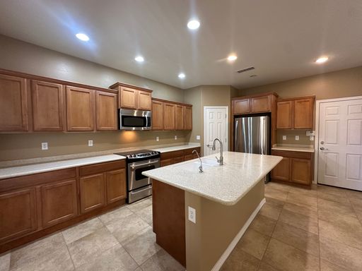 Long Term Property in Northgate Gate Community – photo 1