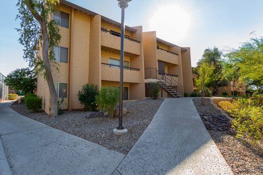 Seasonal Rental in Woodland Springs #C107 – photo 1