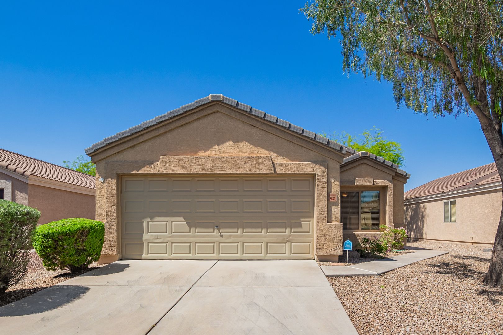Florence House: 6642 E Flynn Ave