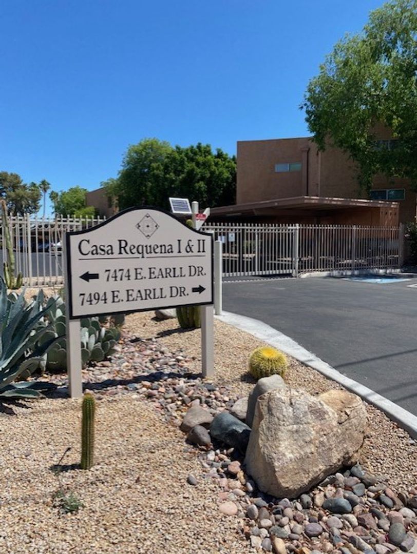 Scottsdale House: 7494 E EARLL DR 203