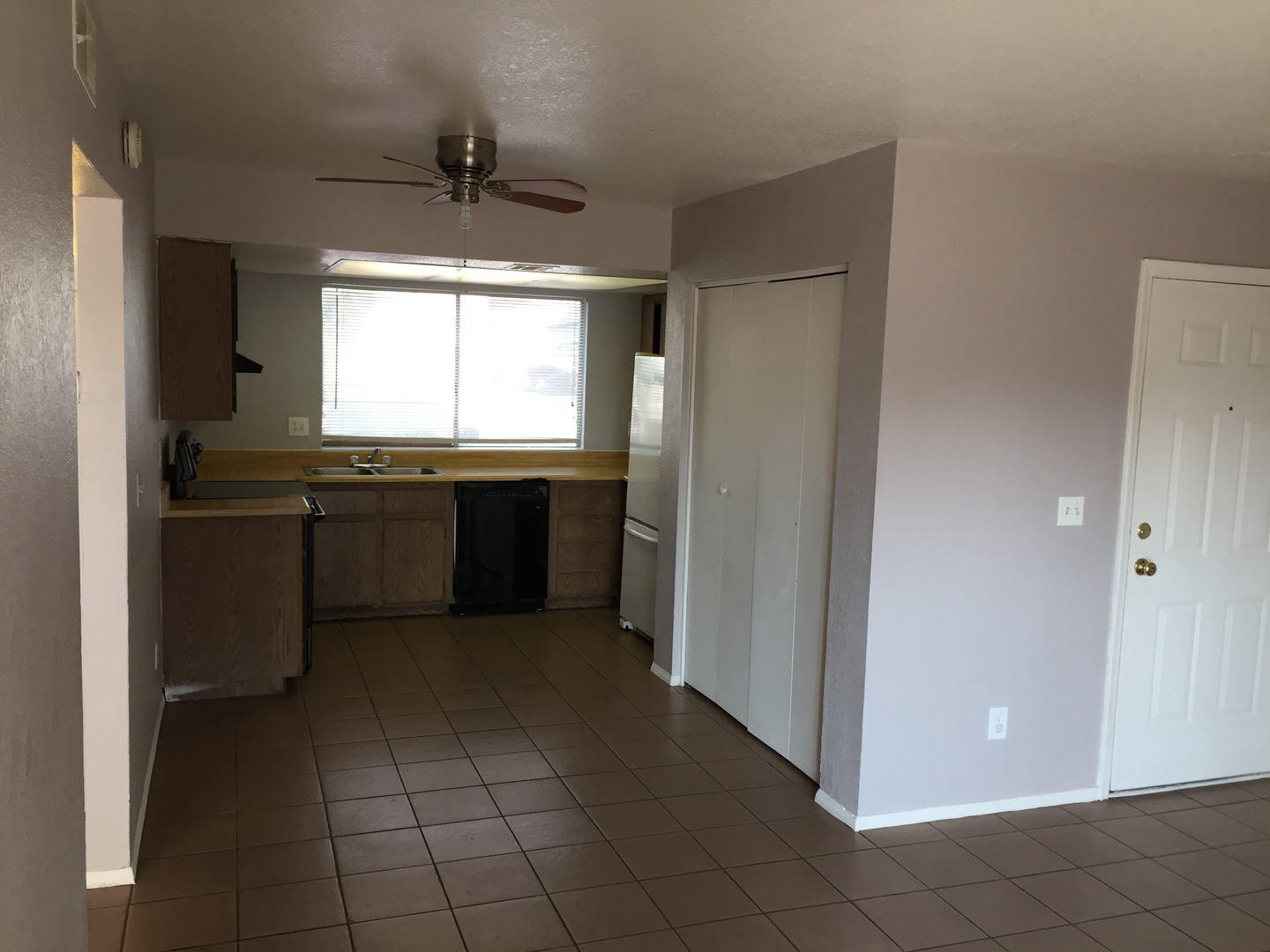 Phoenix Apartment: 10815 N. 15th Lane