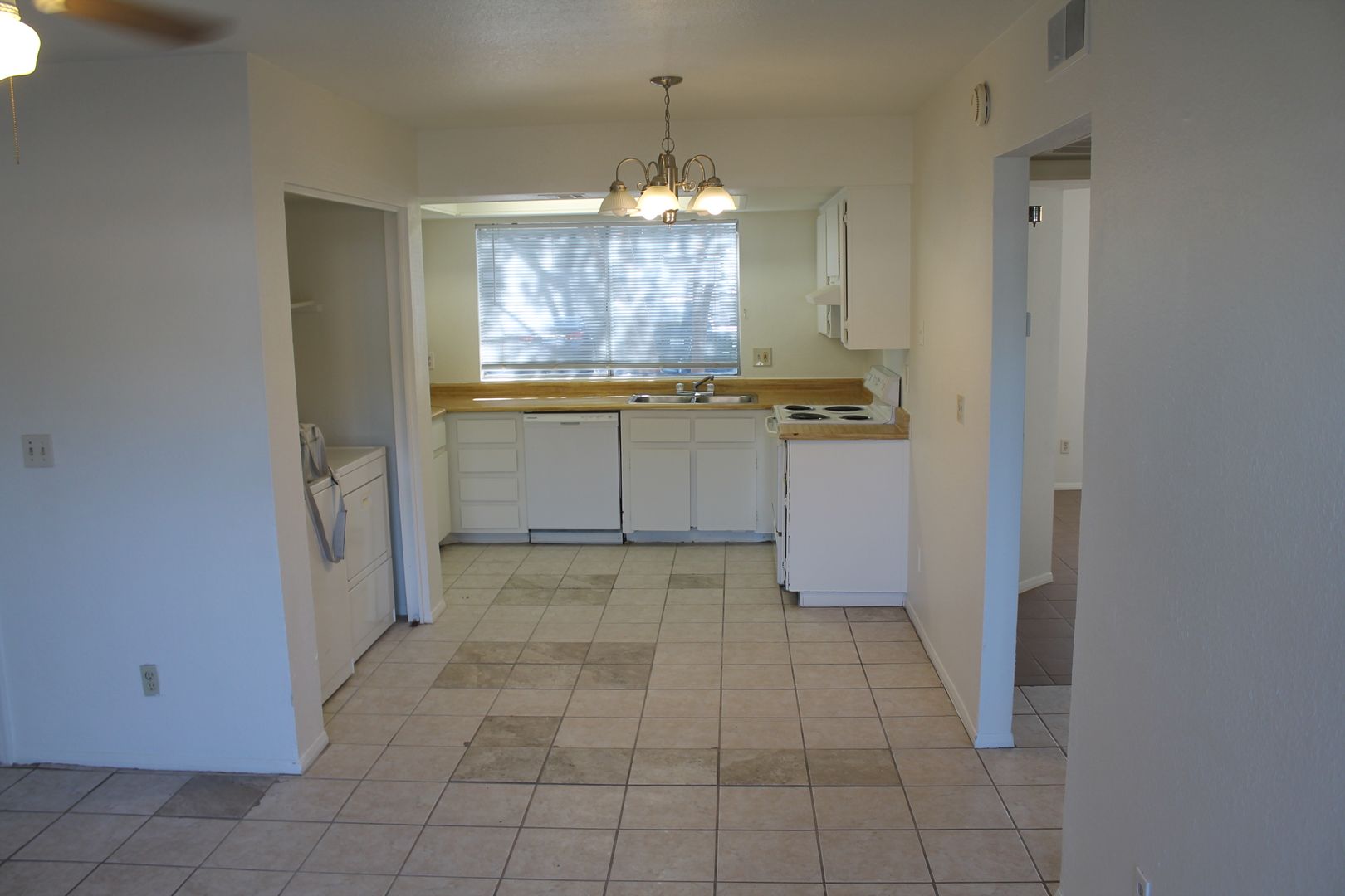 Phoenix Apartment: 10815 N. 15th Lane