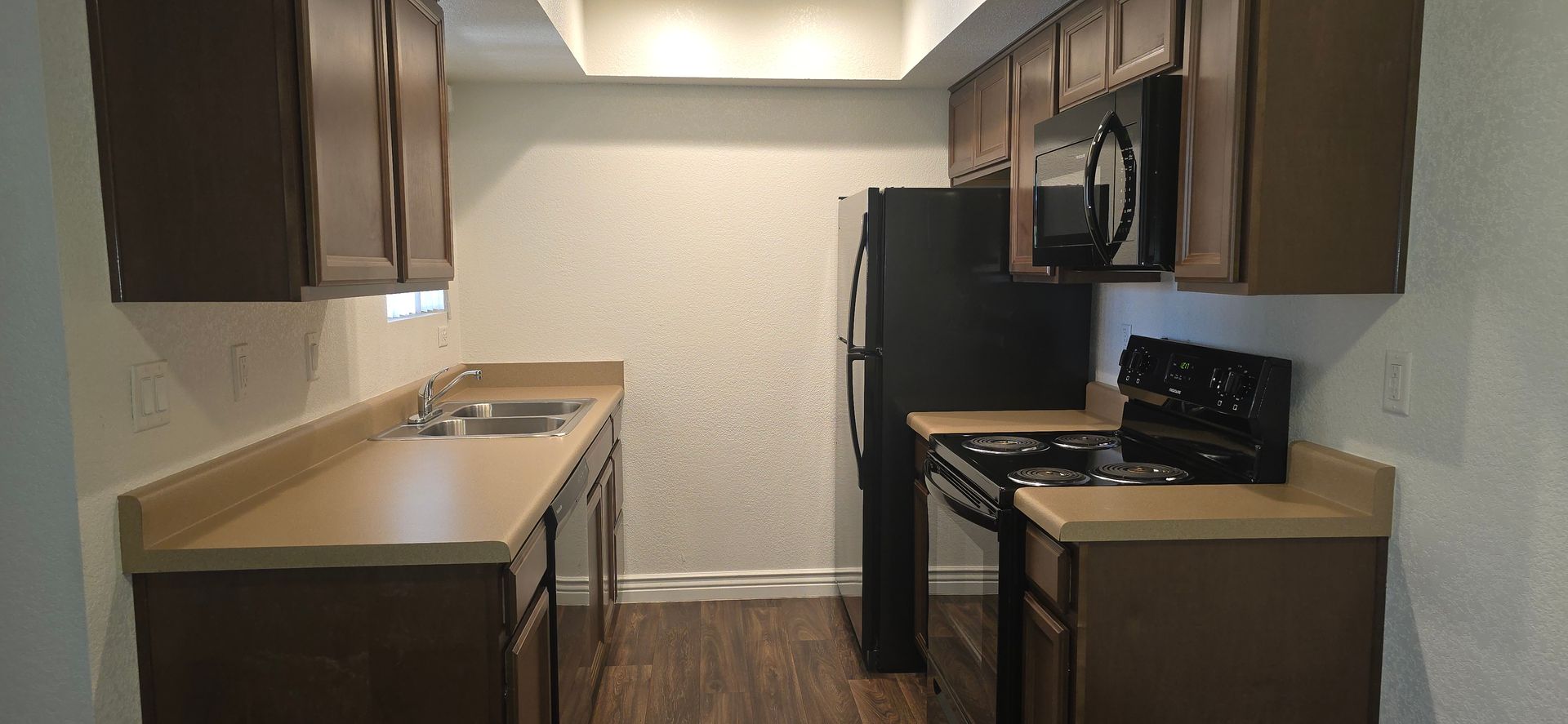 Glendale Apartment: 8605 N. 59th Ave