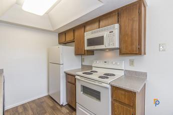 Glendale Apartment: 8605 N. 59th Ave