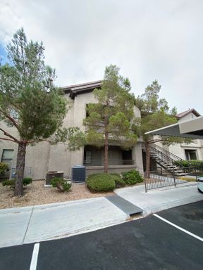 Beautiful 2 bed/2 bath condo located in the Northwest area of Las Vegas. – photo 1