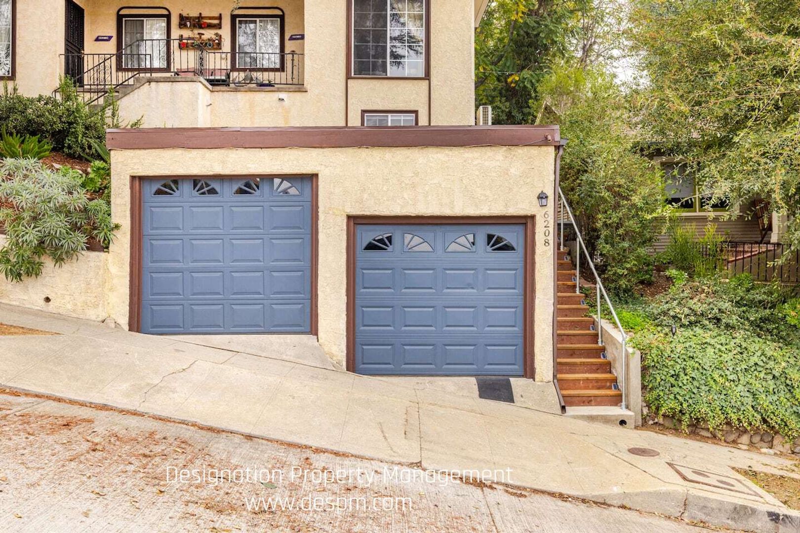 Los Angeles Apartment: 6208-6212 Roy St