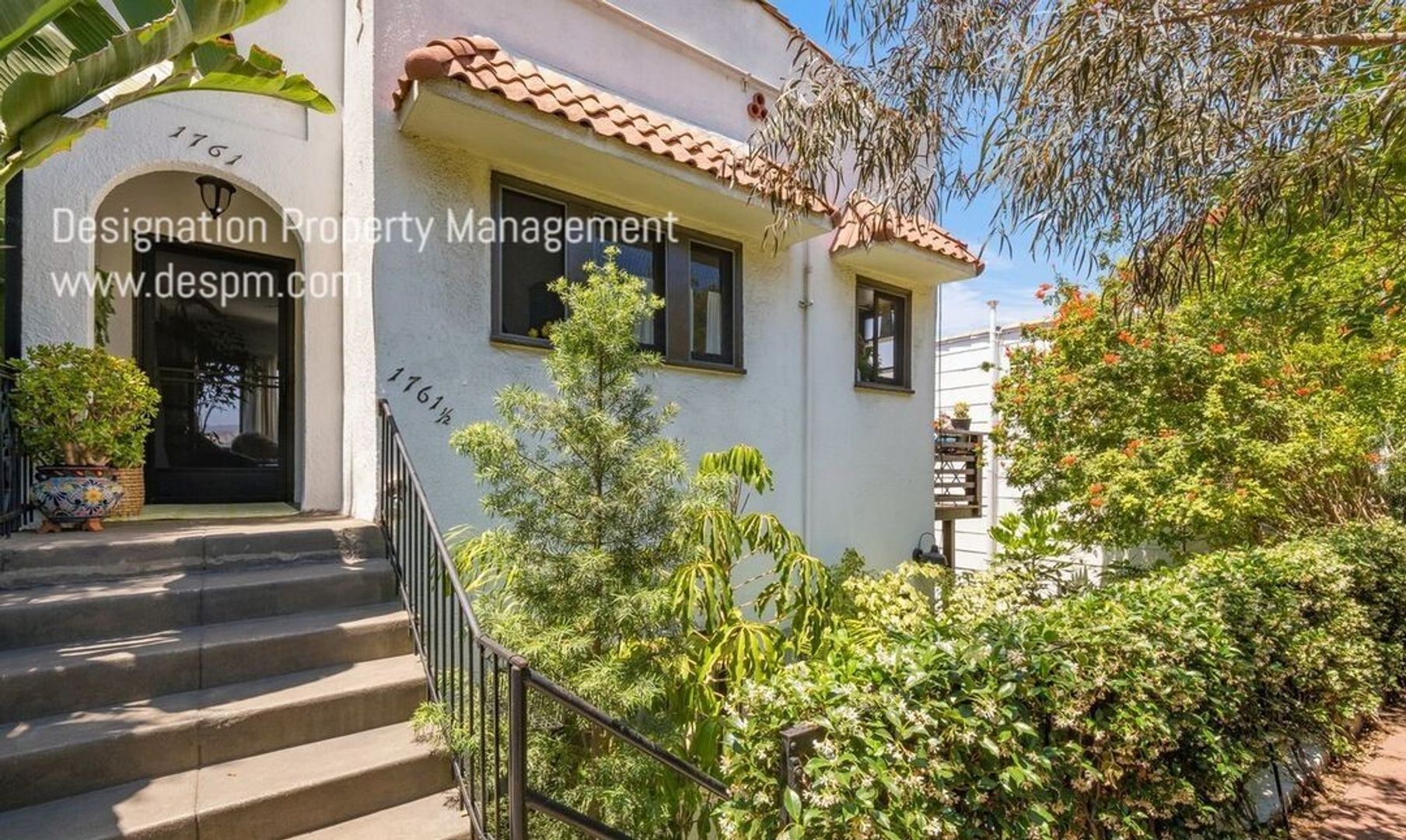 Los Angeles Apartment: 1761 Griffith Park Blvd.