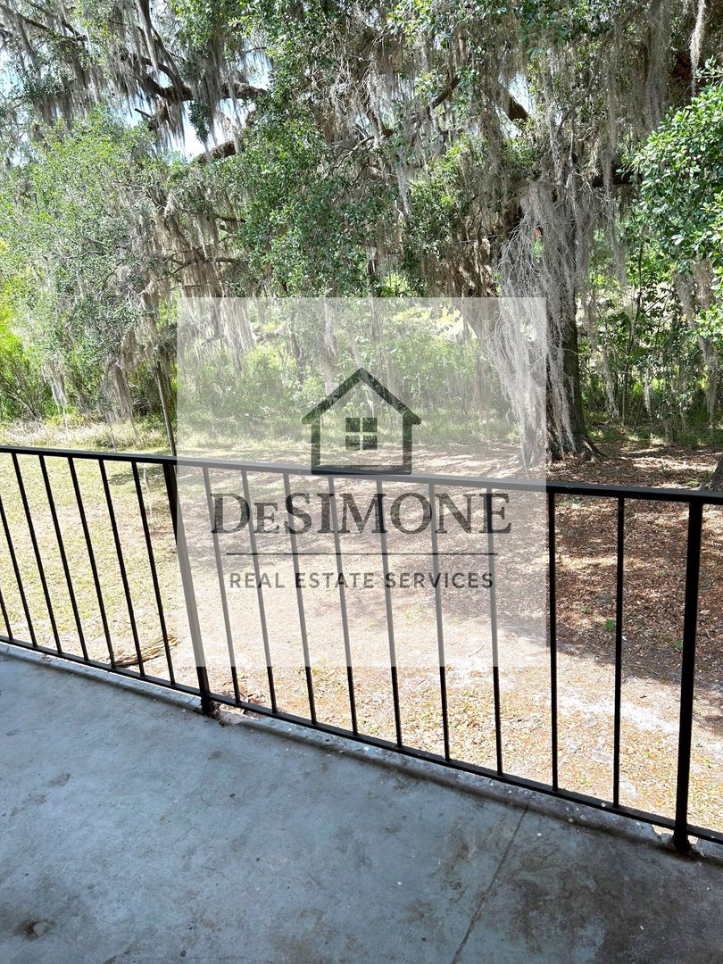 Palm Lake Apartments 5 of 12