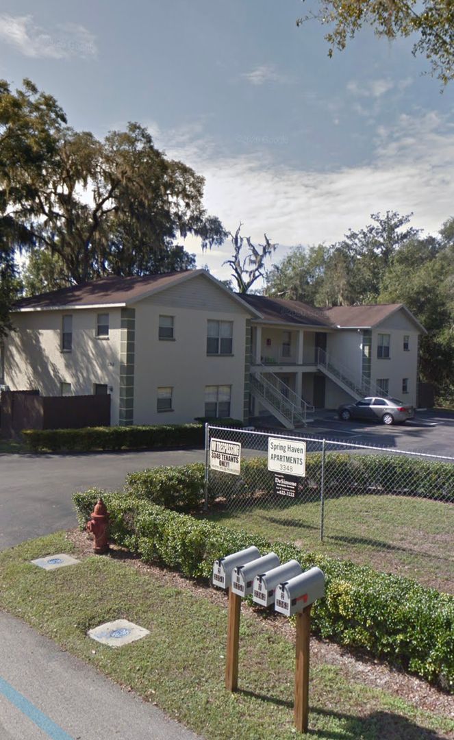 Silver Springs Apartment: NE 57th Ave AND NE 32nd St