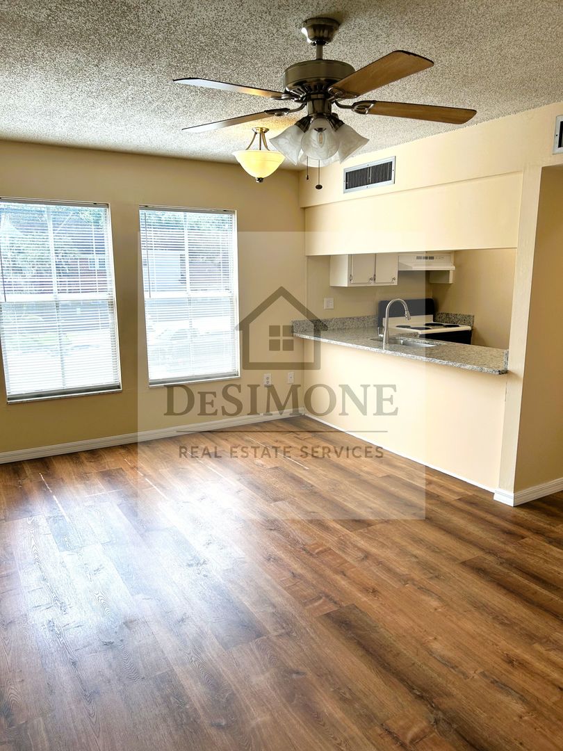 Ocala Apartment: SE Ft. King Street