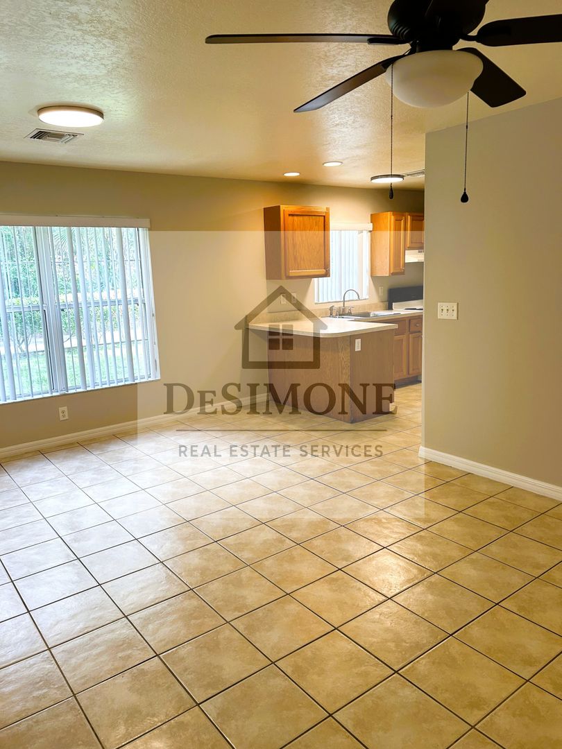 Silver Springs Apartment: 5775 NE 32nd Street