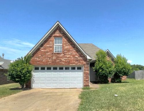 Heritage Hills Subdivision, close to schools!! – photo 1