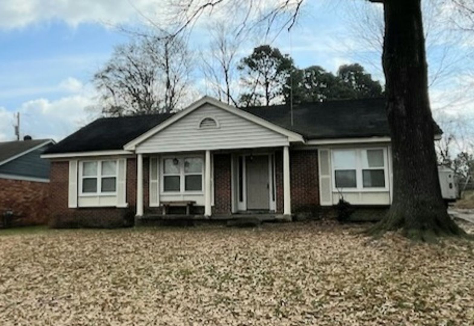 Southaven House: 1755 Colonial Hills