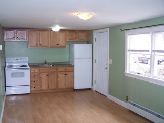 Brewer Apartment: 11 Silk St