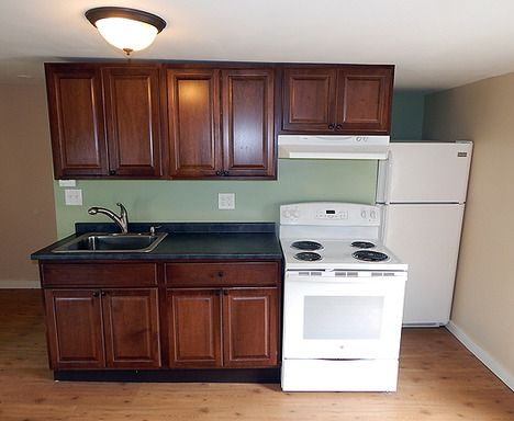 Listing photo thumbnail