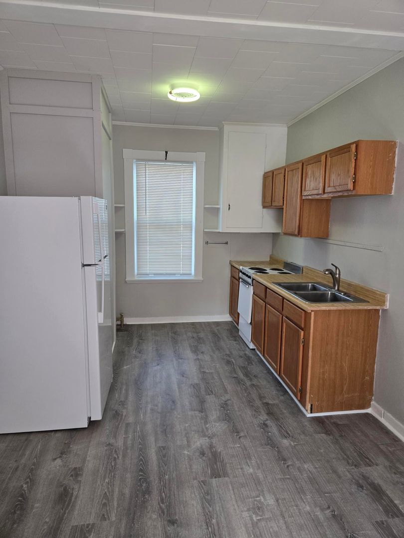 99 State Street Brewer