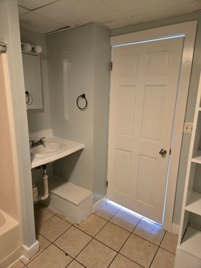 Listing photo thumbnail