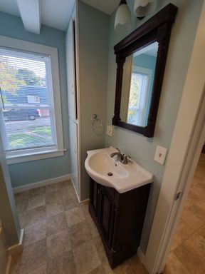Listing photo thumbnail