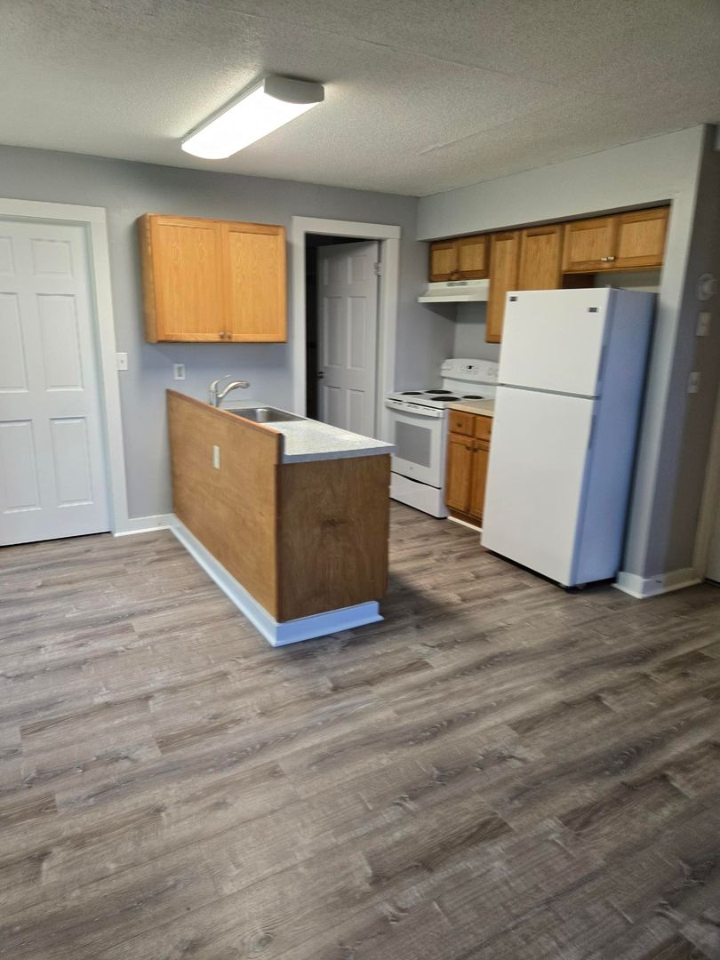 Bangor Apartment: 11 Lincoln Street