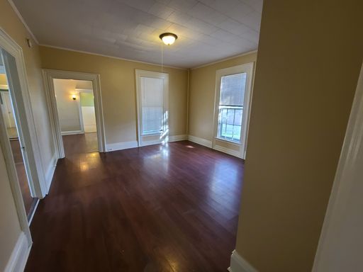 Listing photo thumbnail