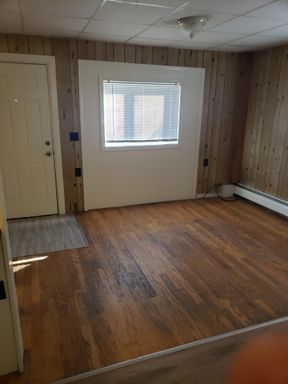 Listing photo thumbnail