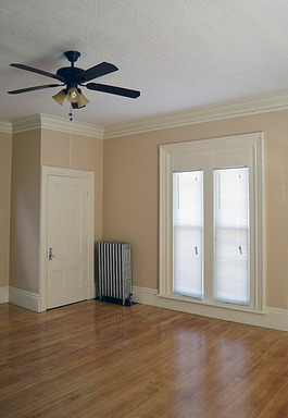 Listing photo thumbnail