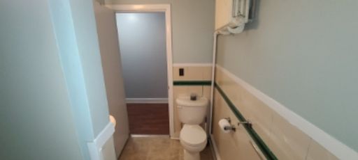 Listing photo thumbnail
