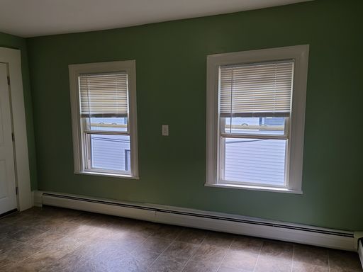 Listing photo thumbnail