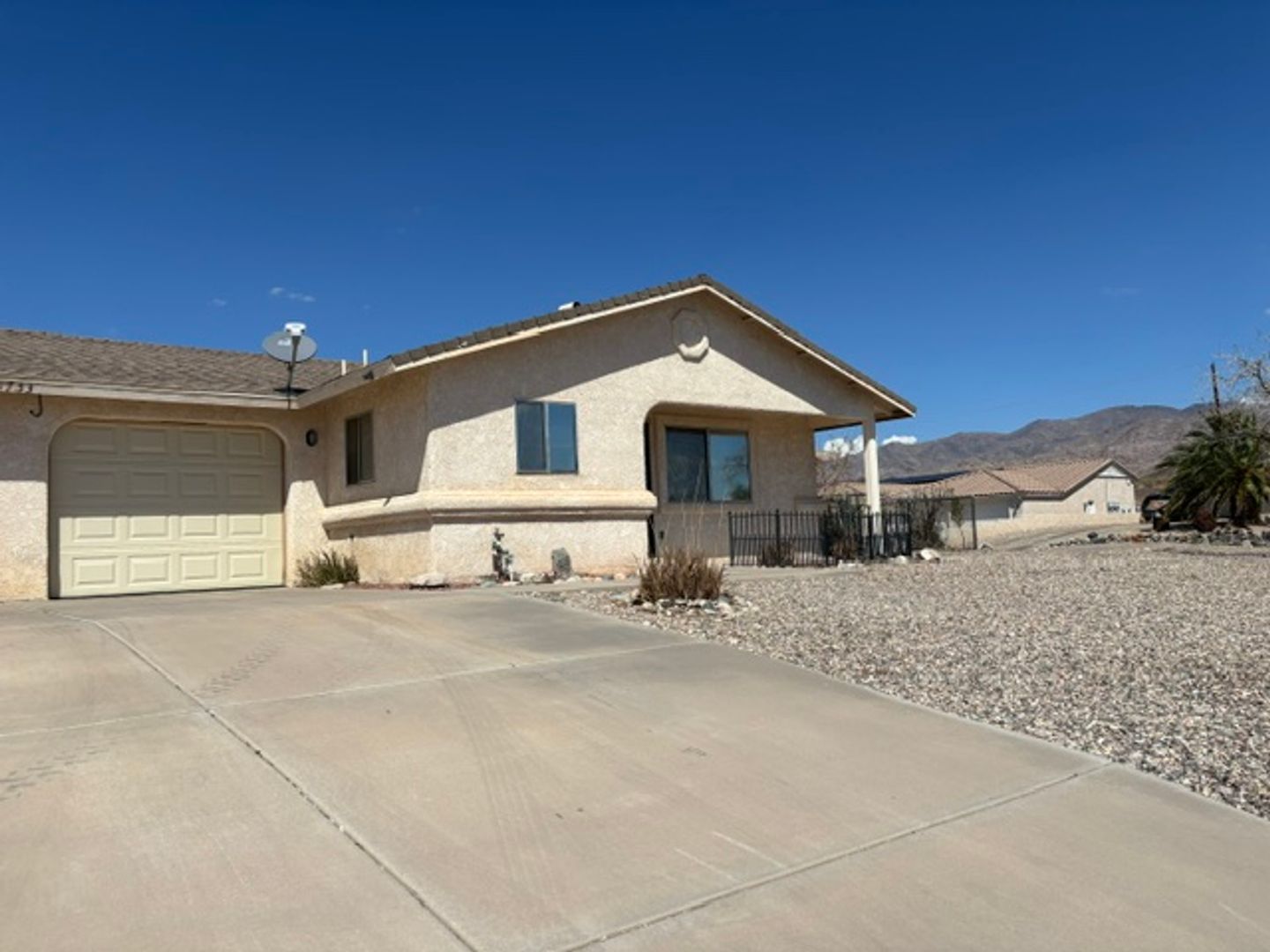 Lake Havasu City House: 3753 Tehachapi Dr