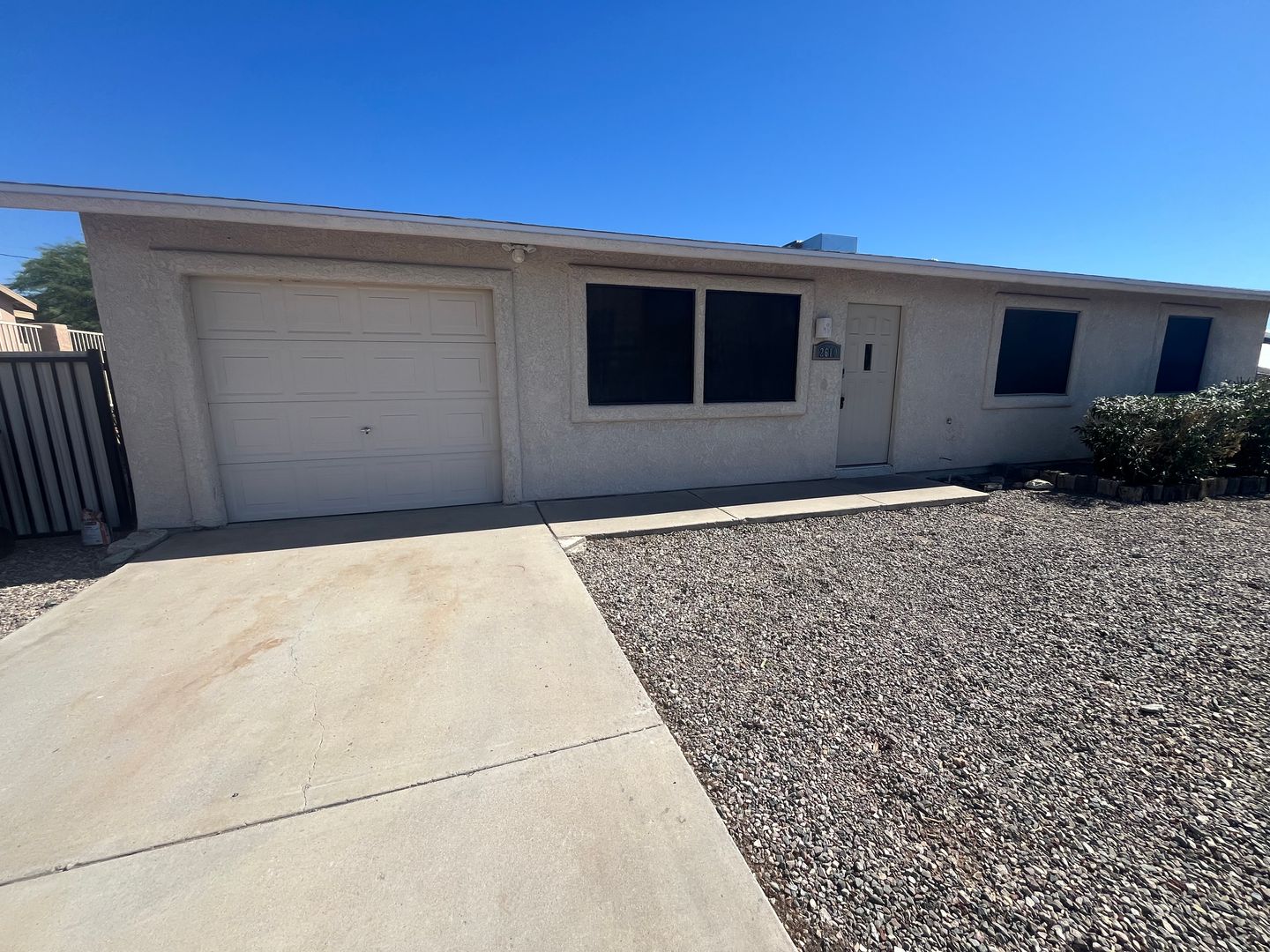 Lake Havasu City House: 2610 Havasupai Blvd
