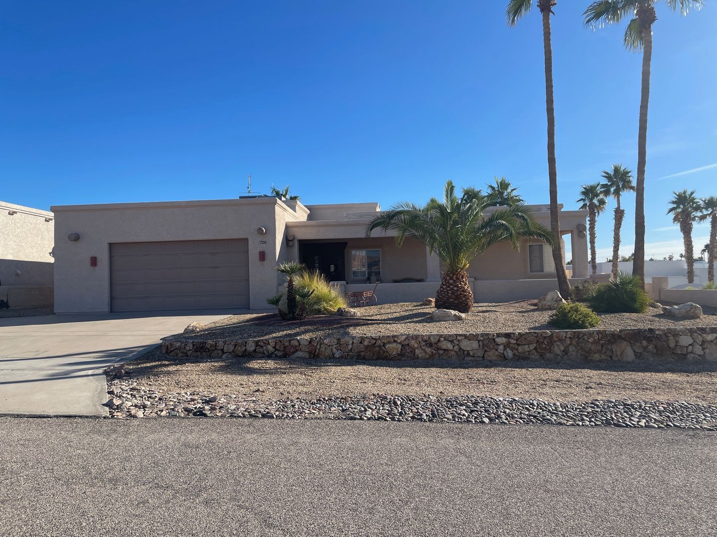 Lake Havasu City House: 726 Paseo Granada