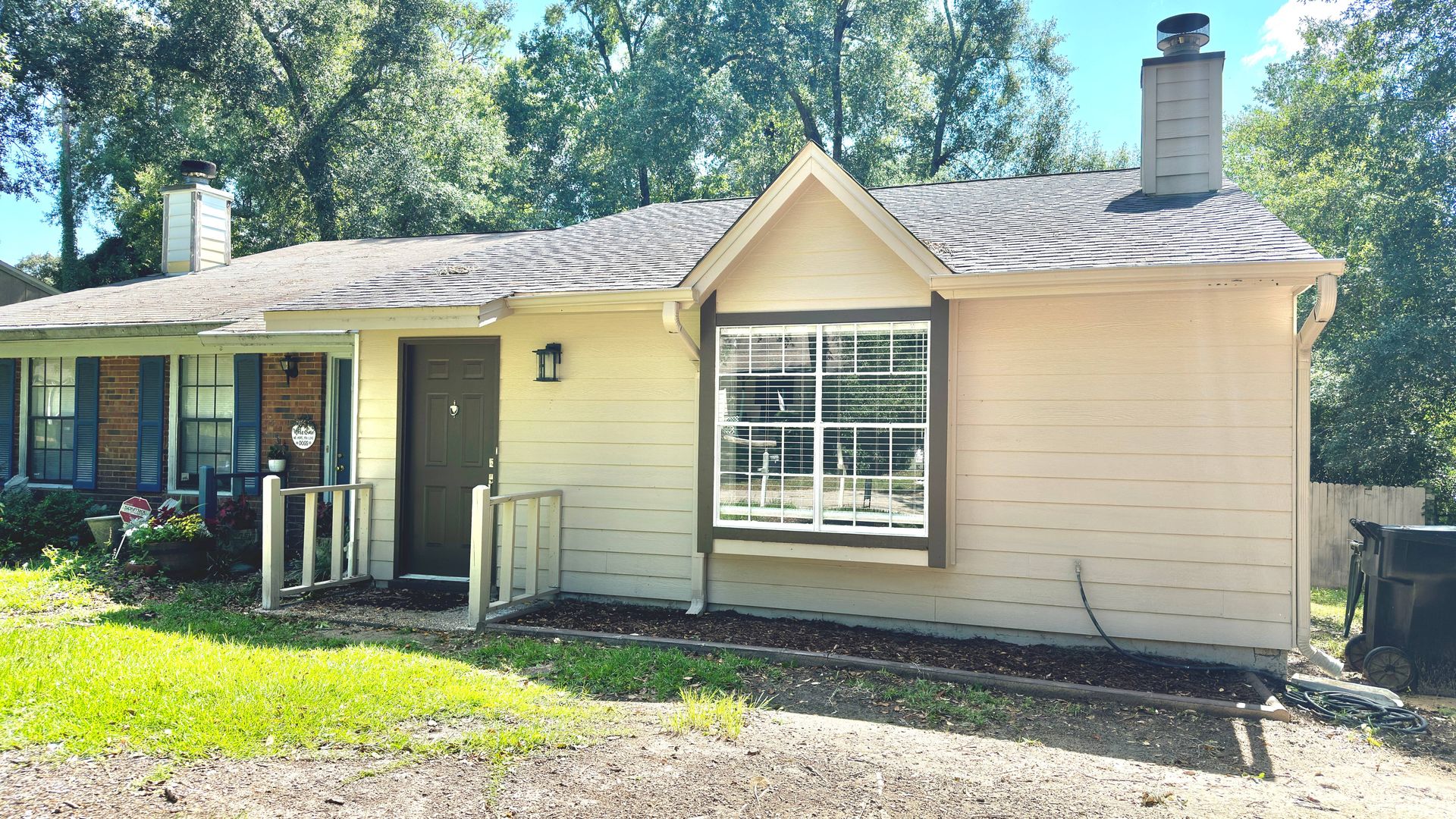 Tallahassee Townhome: 2323 Via Sardinia