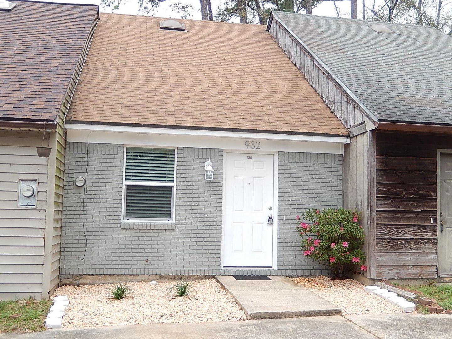 Tallahassee Townhome: 932 S Lipona Rd.