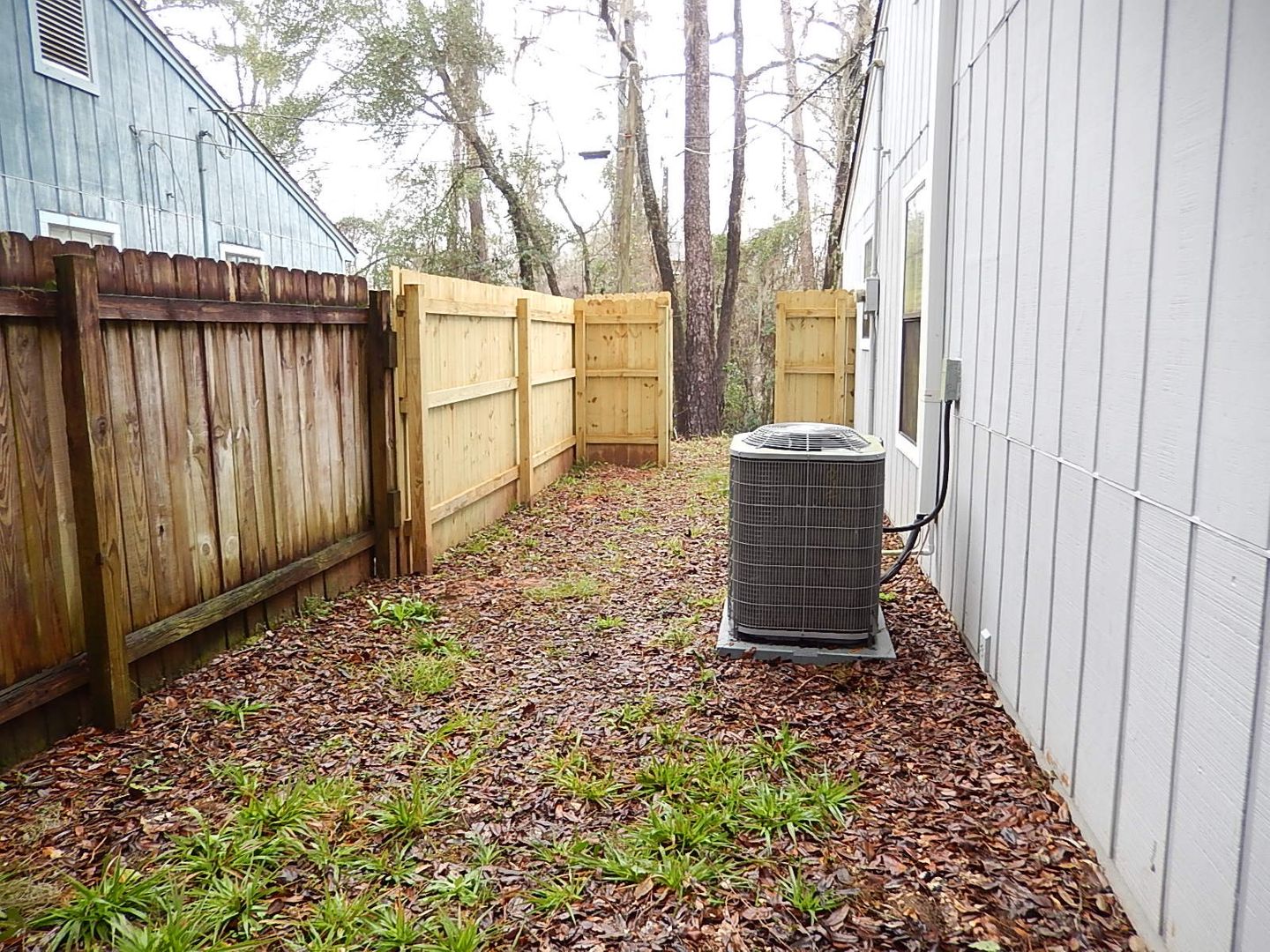 Tallahassee Townhome: 2469 Raymond Diehl Rd