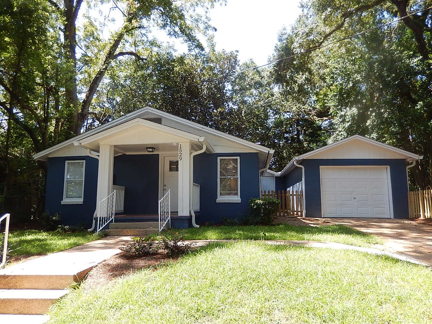 Tallahassee House: 1529 Elberta Dr