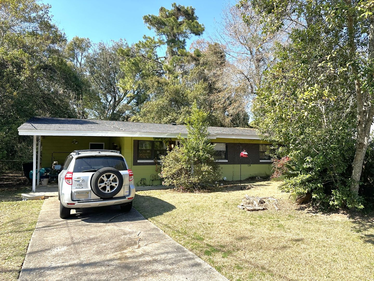 Tallahassee House: 410 Essex Dr
