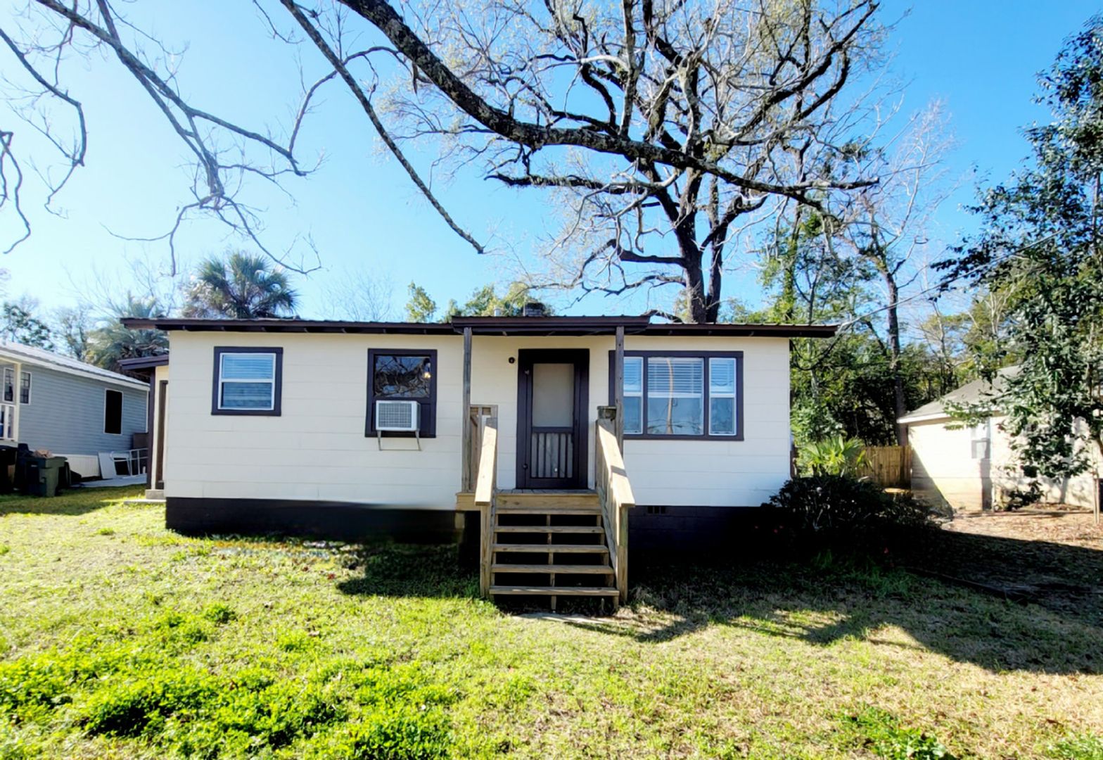 Tallahassee House: 1307 Elberta Dr.