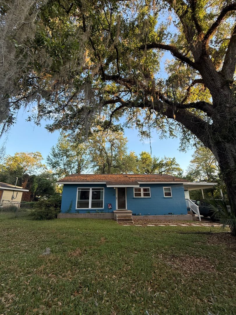 Tallahassee House: 629 Dart St