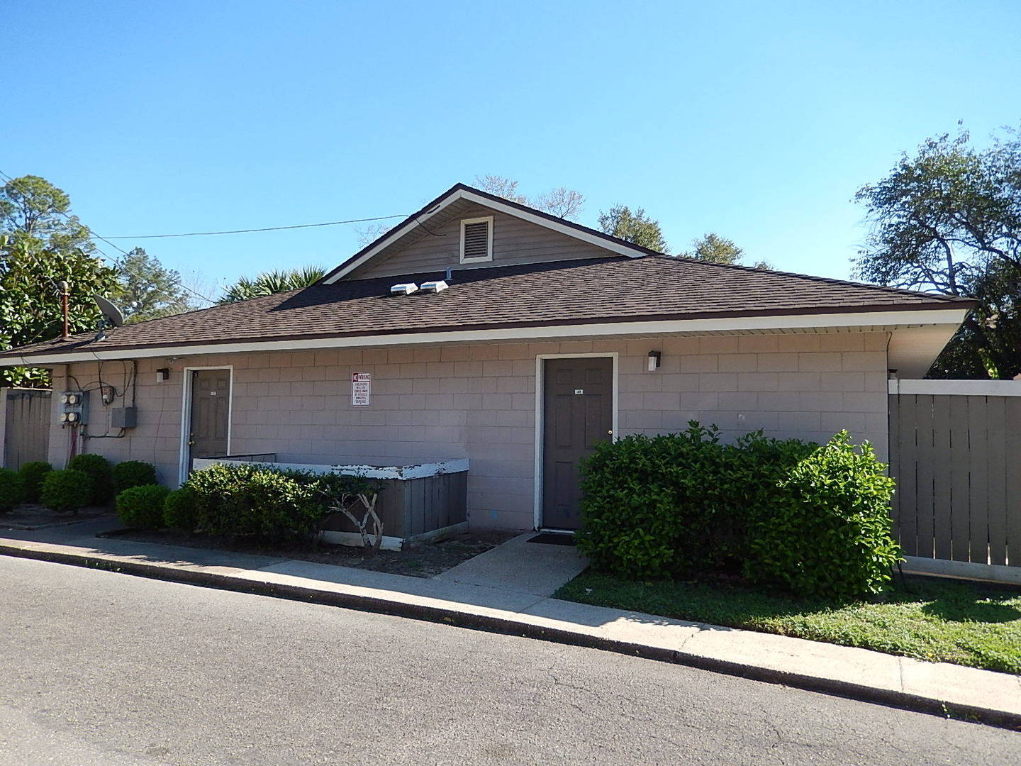 Tallahassee Condo: 2241 W Pensacola St Unit 48